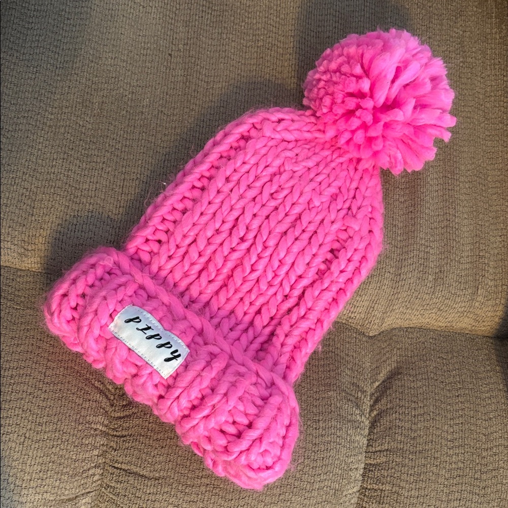 Bright Barbie Pink Knit over sized pompom Beanie - Picture 4 of 4